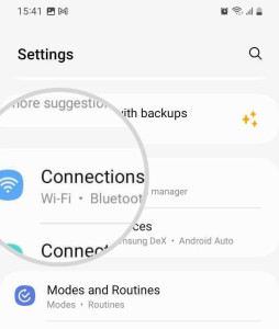 Screenshot showing the Connection Settings of an Android smartphone